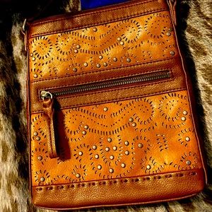 Over the Body The Sak Leather bag